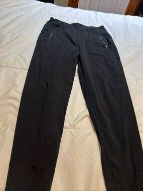 ATHLETA Trekkie North High Rise Jogger Size12 Black Flat Front Zip Pockets ankle
